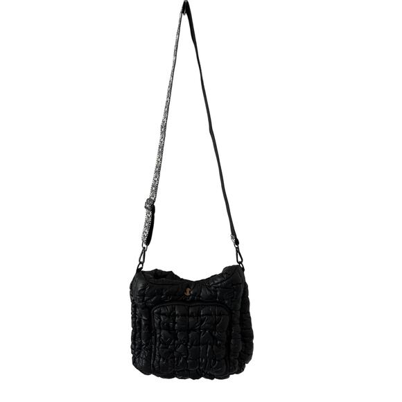 Simply Southern Black Puffer Cross Body Bag Print Strap NWT - Picture 1 of 13